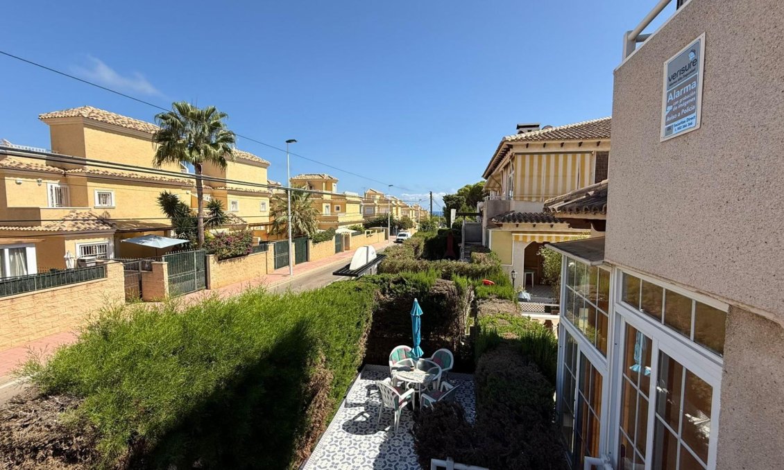 Használt Ingatlanok - Bungaló -
Torrevieja - Punta Prima