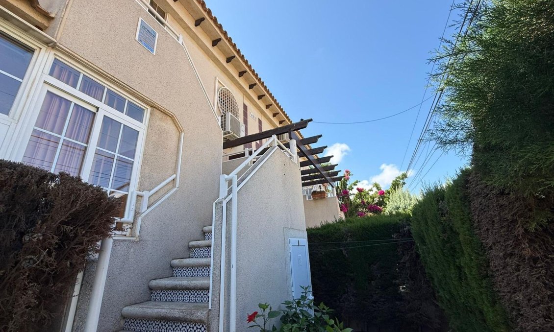 Használt Ingatlanok - Bungaló -
Torrevieja - Punta Prima