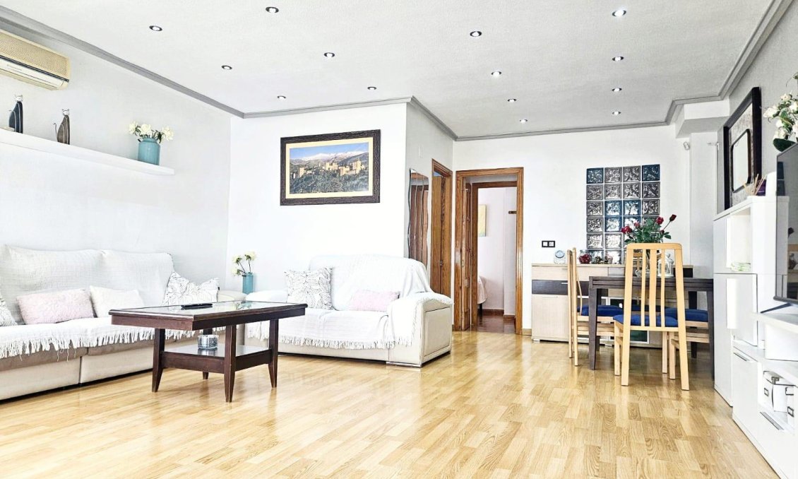 Resale - Townhouse -
Orihuela Costa - Los Altos