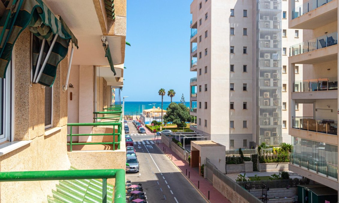 Használt Ingatlanok - Apartman -
Torrevieja - La Mata Pueblo