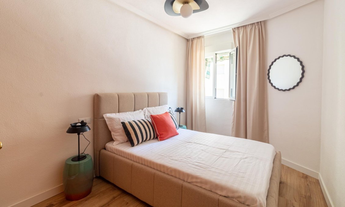 Használt Ingatlanok - Apartman -
Torrevieja - La Mata Pueblo