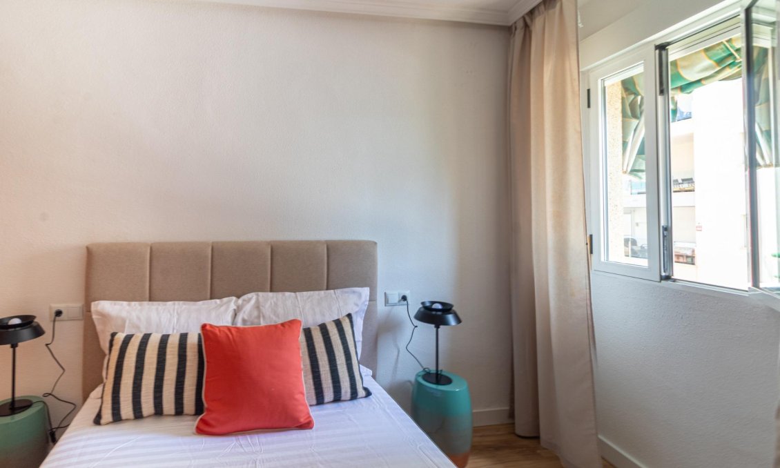 Használt Ingatlanok - Apartman -
Torrevieja - La Mata Pueblo
