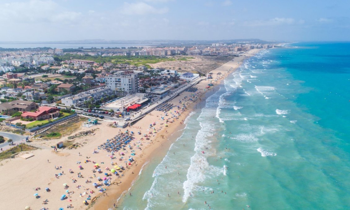 Használt Ingatlanok - Apartman -
Torrevieja - La Mata Pueblo
