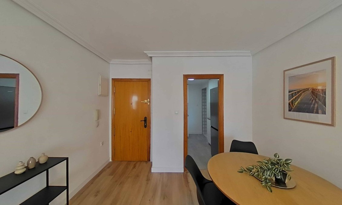 Használt Ingatlanok - Apartman -
Torrevieja - La Mata Pueblo