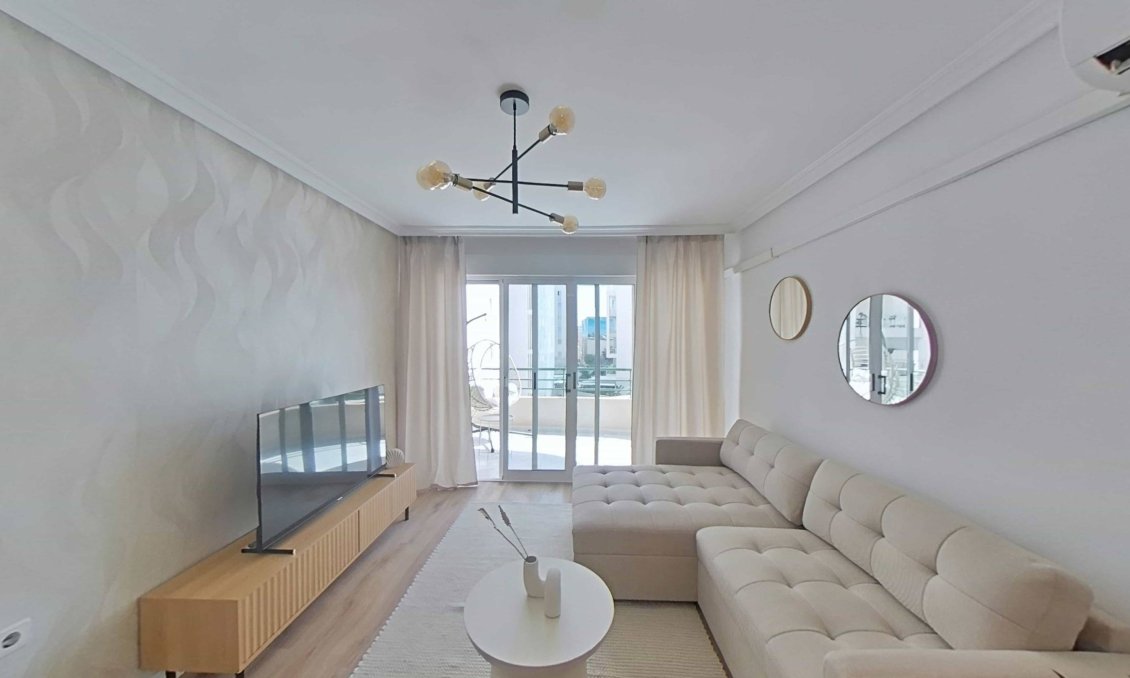 Használt Ingatlanok - Apartman -
Torrevieja - La Mata Pueblo