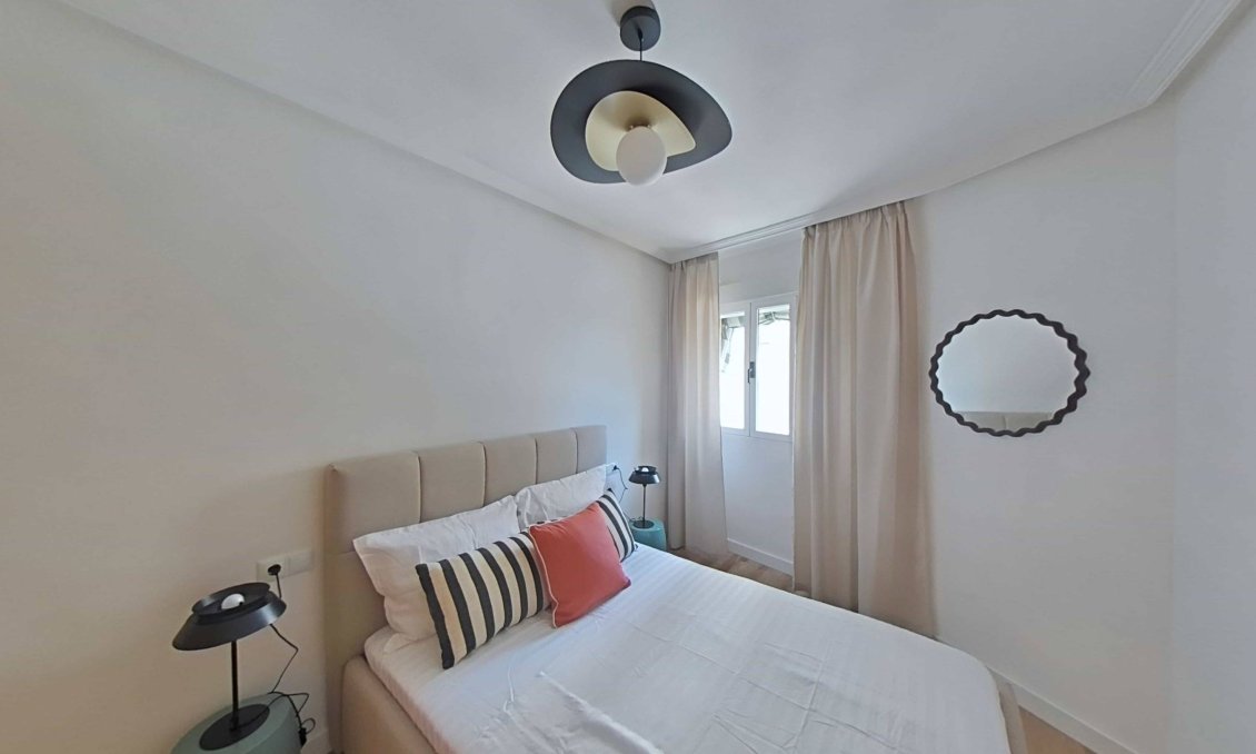 Használt Ingatlanok - Apartman -
Torrevieja - La Mata Pueblo