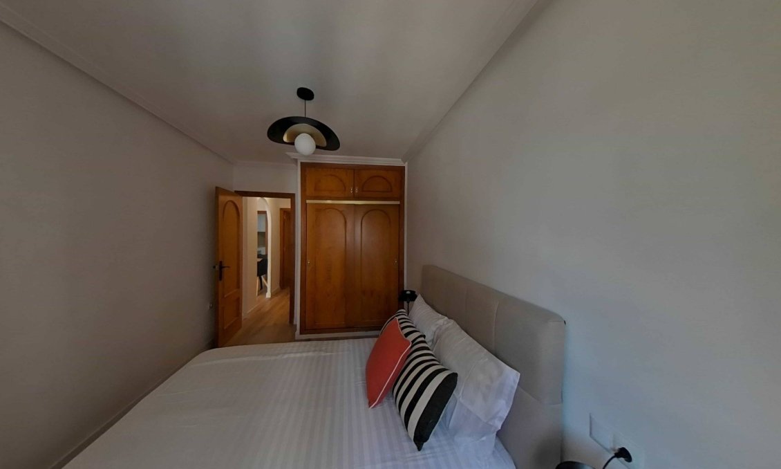 Használt Ingatlanok - Apartman -
Torrevieja - La Mata Pueblo