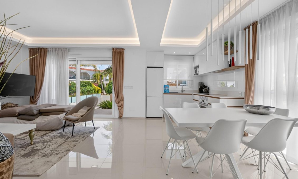Resale - Apartment -
Rojales - Cuidad Quesada