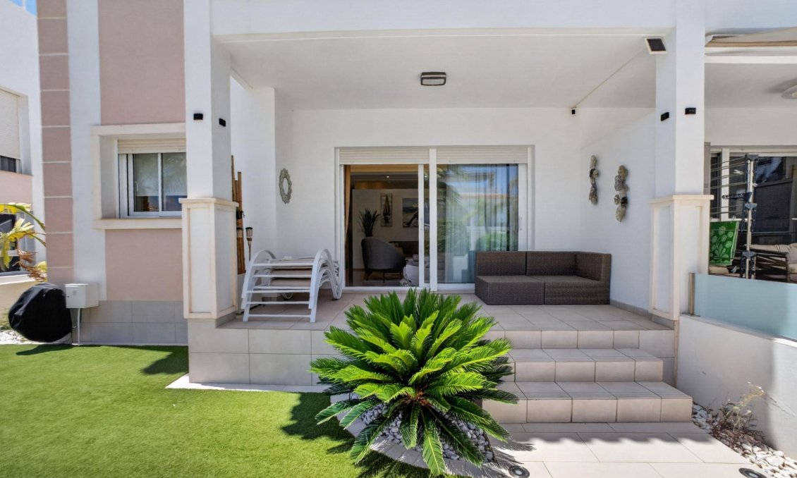 Resale - Apartment -
Rojales - Cuidad Quesada