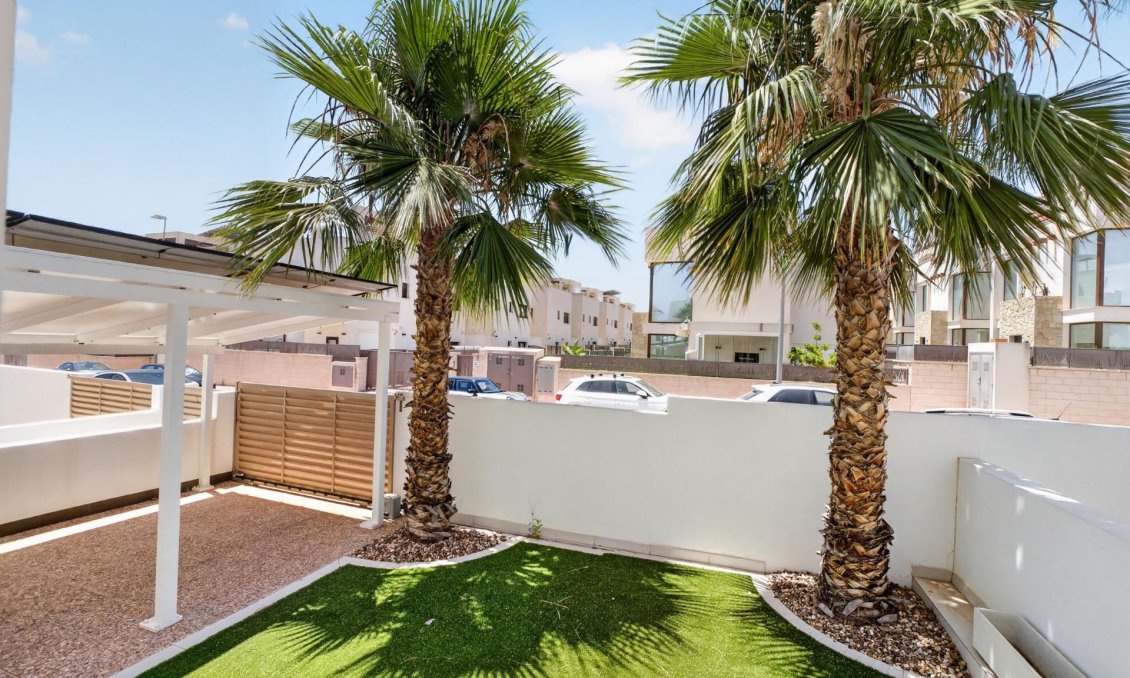 Resale - Apartment -
Rojales - Cuidad Quesada