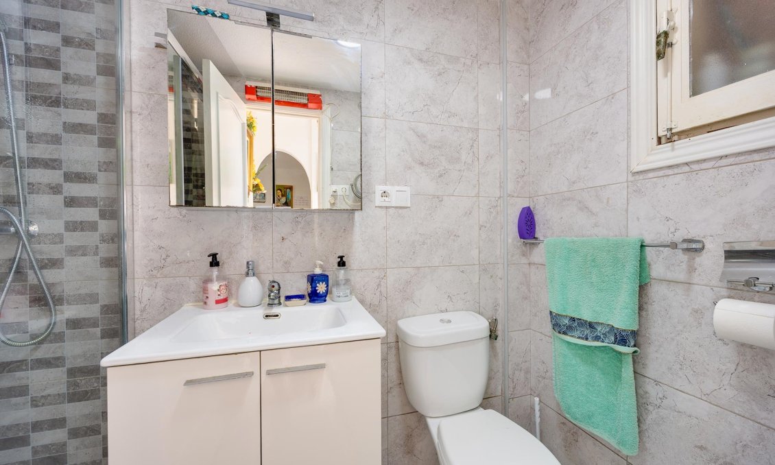 Használt Ingatlanok - Apartman -
Torrevieja - Costa Blanca