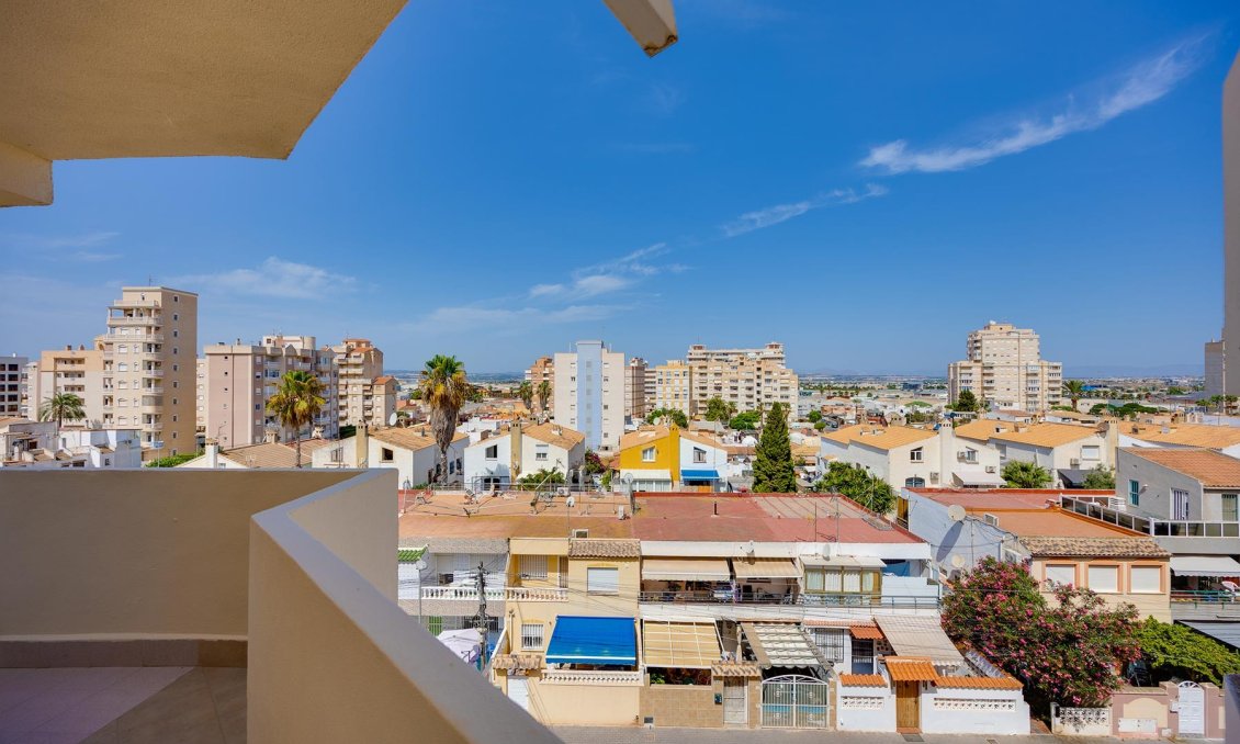 Használt Ingatlanok - Apartman -
Torrevieja - Costa Blanca
