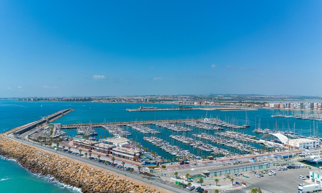 Használt Ingatlanok - Apartman -
Torrevieja - Costa Blanca