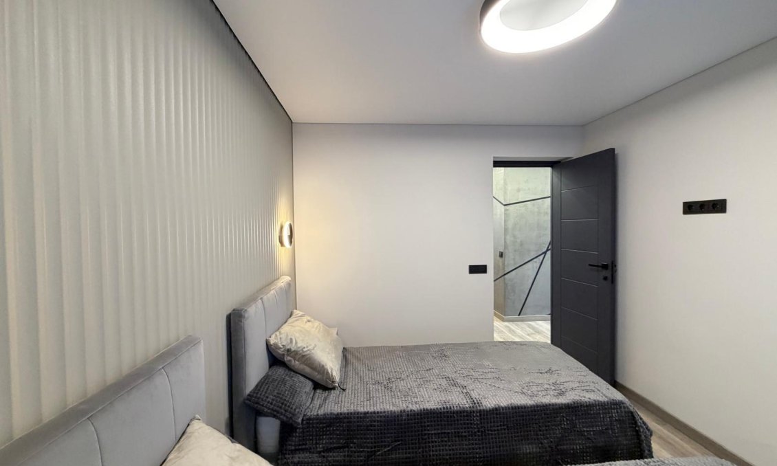 Resale - Villa -
Torrevieja - Punta Prima
