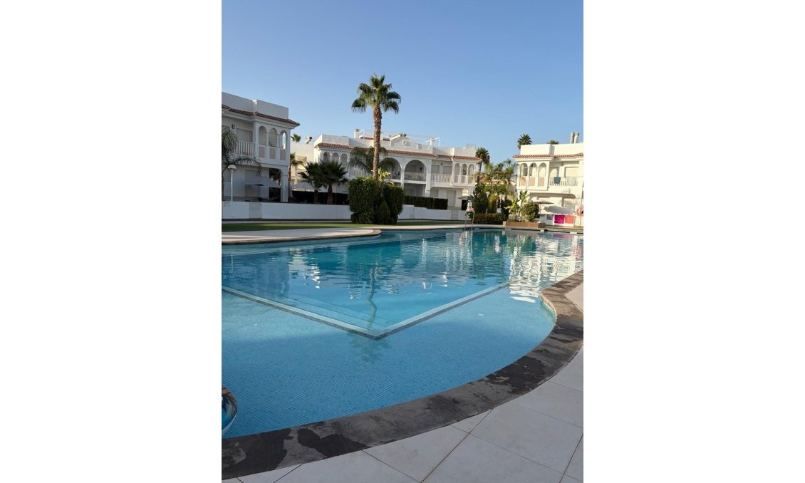 Használt Ingatlanok - Bungaló -
Ciudad Quesada - Costa Blanca