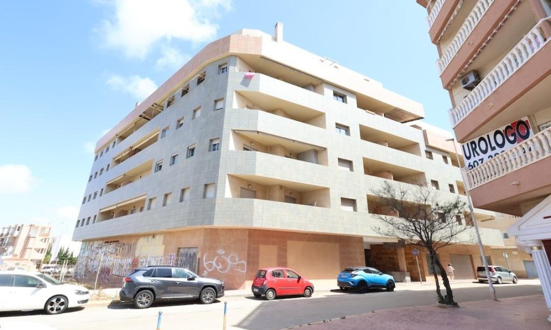 Wiederverkauf - Wohnung -
Torrevieja - Costa Blanca