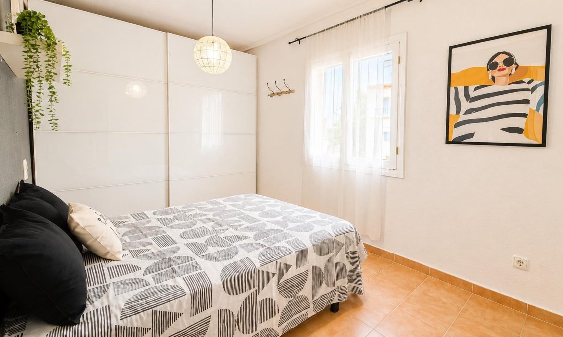 Használt Ingatlanok - Apartman -
Torrevieja - Playa del Cura