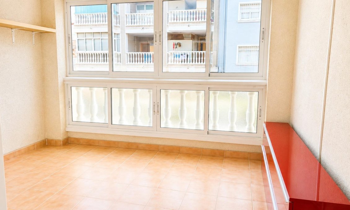 Használt Ingatlanok - Apartman -
Torrevieja - Playa del Cura