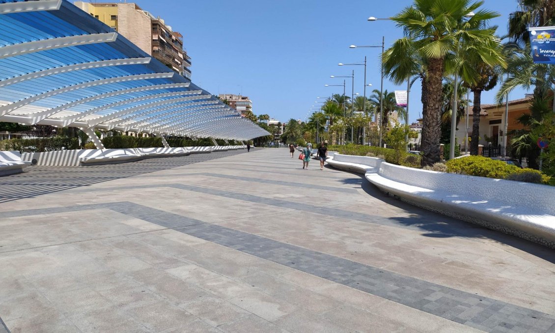 Használt Ingatlanok - Apartman -
Torrevieja - Playa del Cura