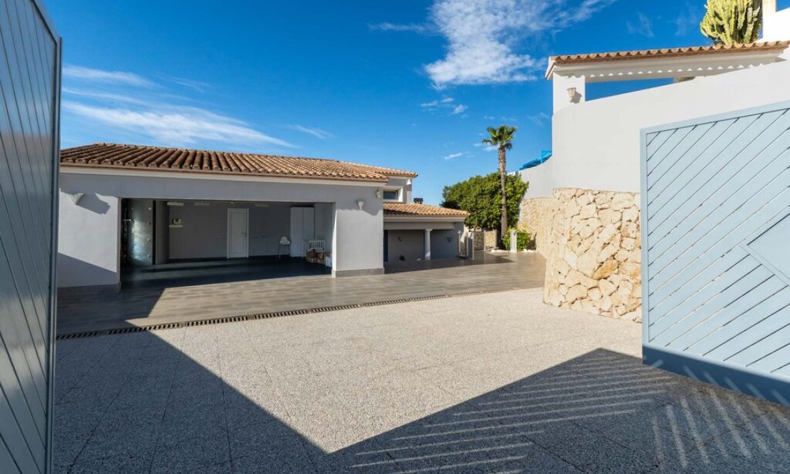 Használt Ingatlanok - Villa -
Moraira - Costa Blanca