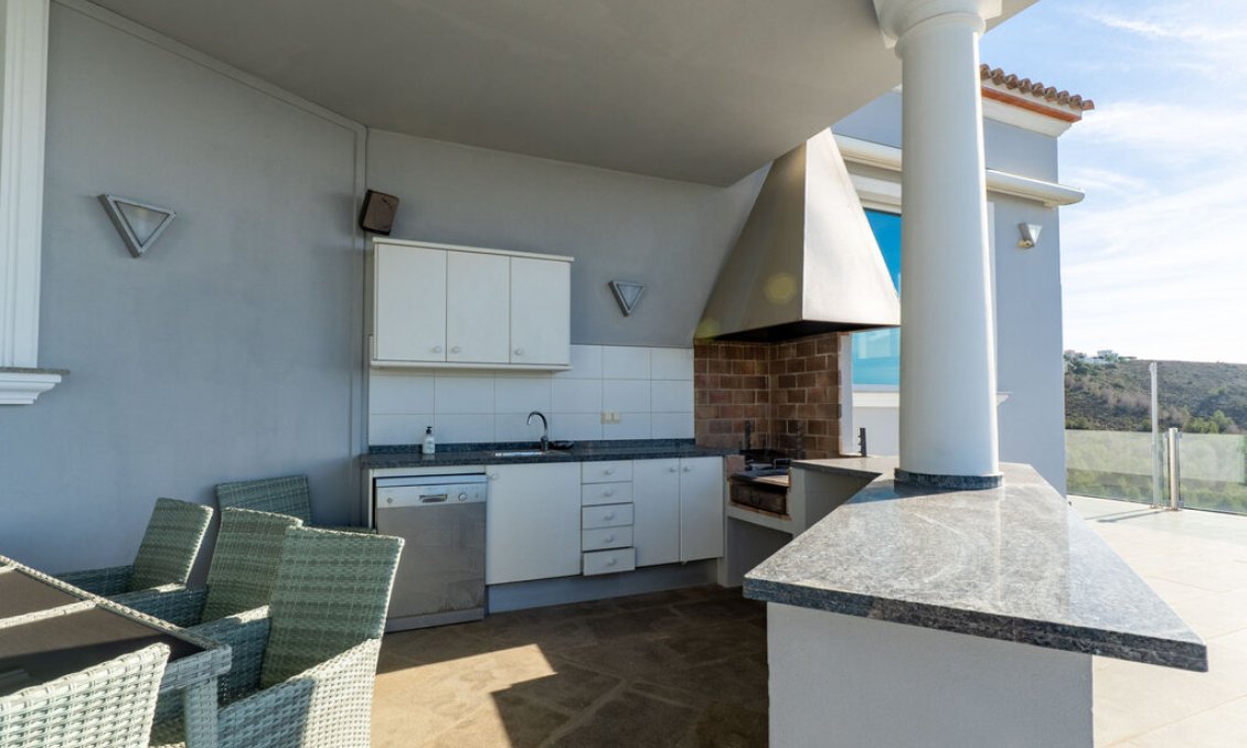 Használt Ingatlanok - Villa -
Moraira - Costa Blanca