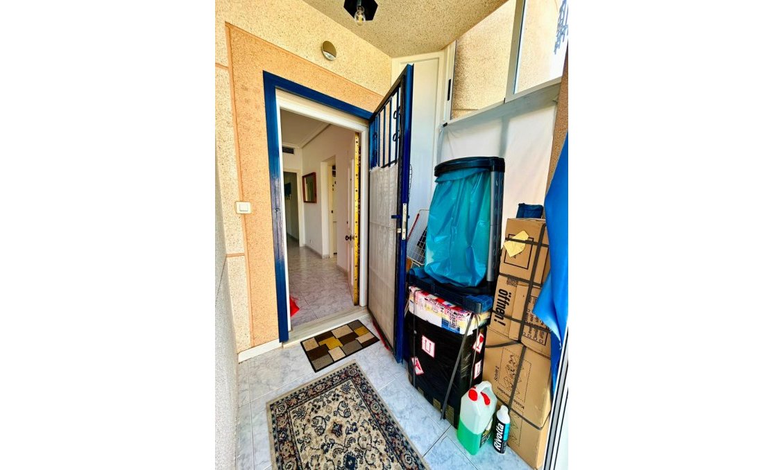 Resale - Villa -
Torrevieja - Costa Blanca