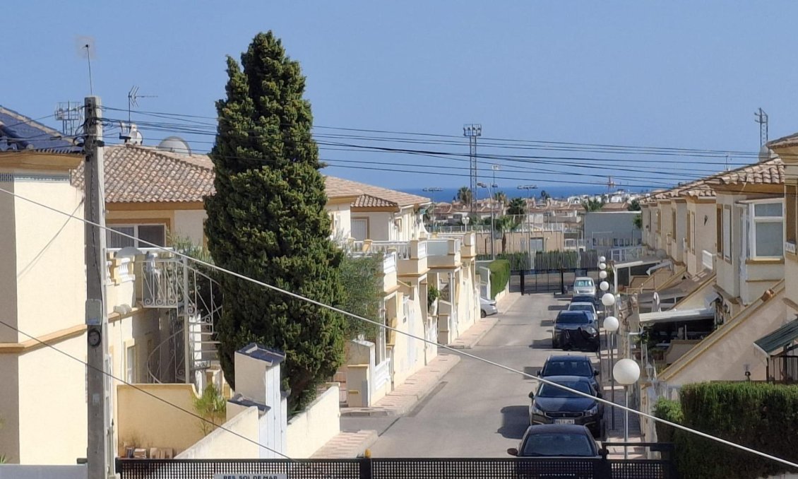 Resale - Townhouse -
Orihuela Costa - Playa Flamenca