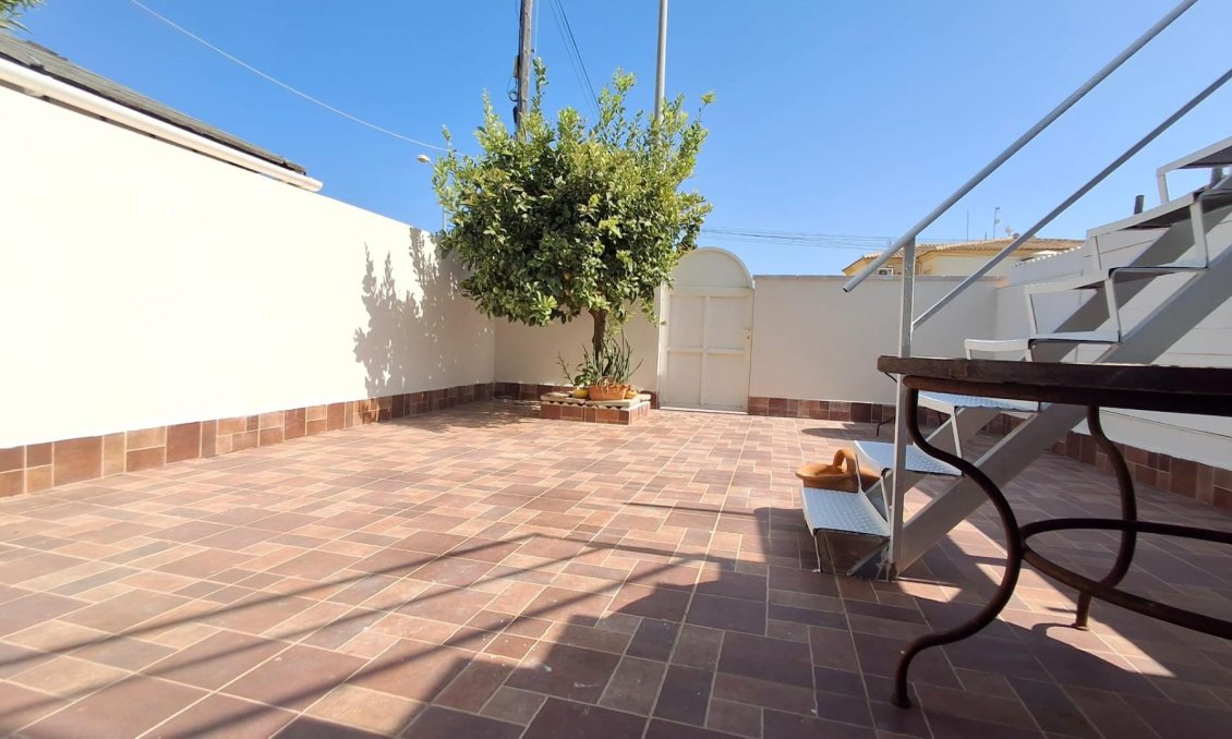 Resale - Townhouse -
Orihuela Costa - Playa Flamenca