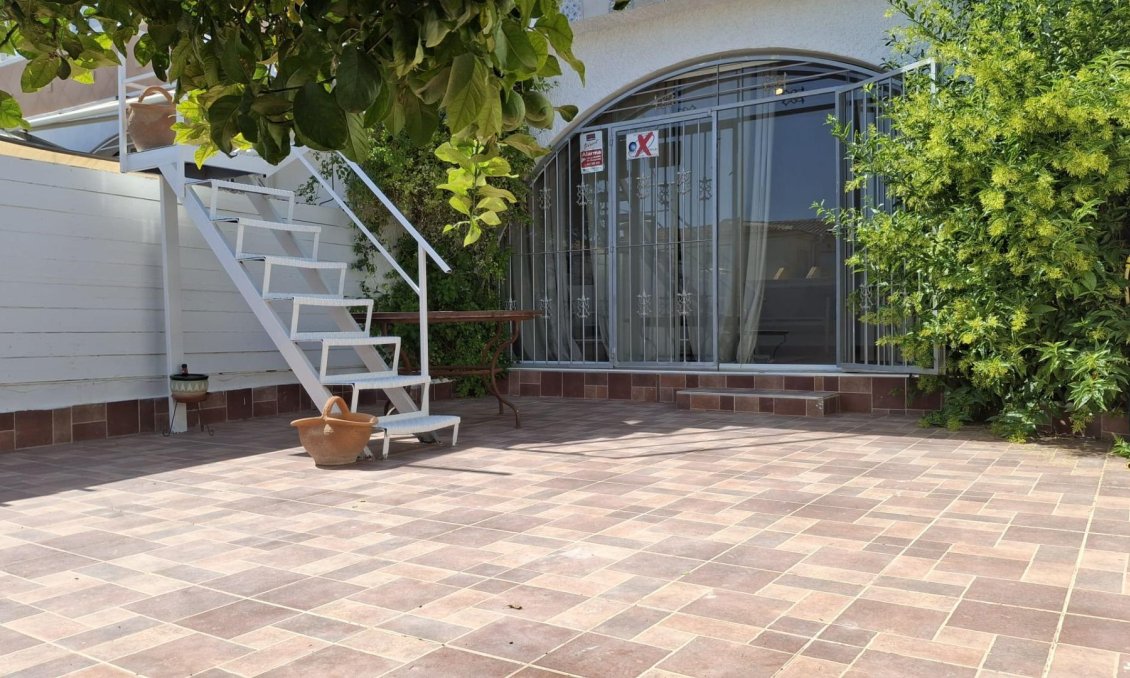 Resale - Townhouse -
Orihuela Costa - Playa Flamenca