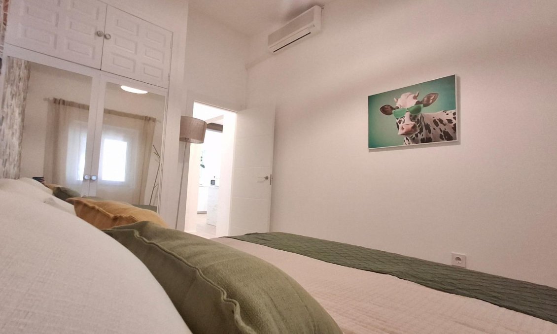 Resale - Townhouse -
Orihuela Costa - Playa Flamenca