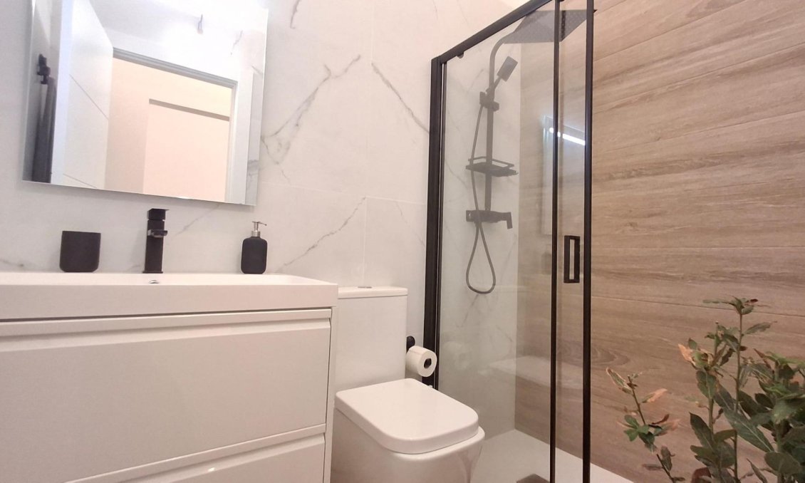 Resale - Townhouse -
Orihuela Costa - Playa Flamenca