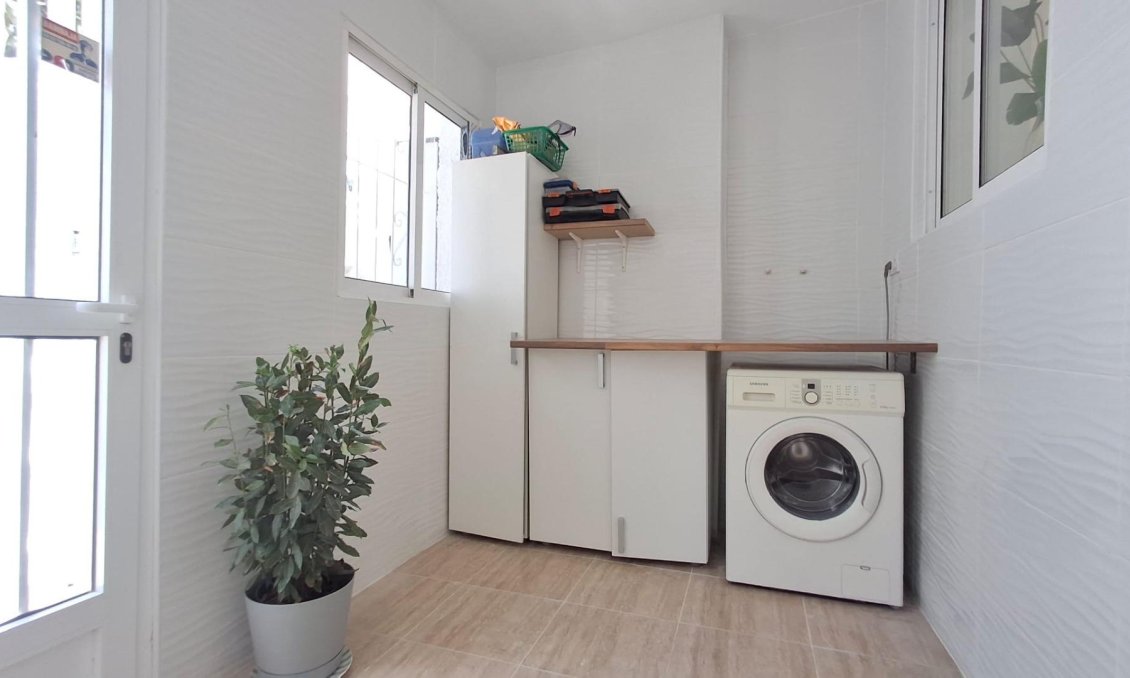 Resale - Townhouse -
Orihuela Costa - Playa Flamenca