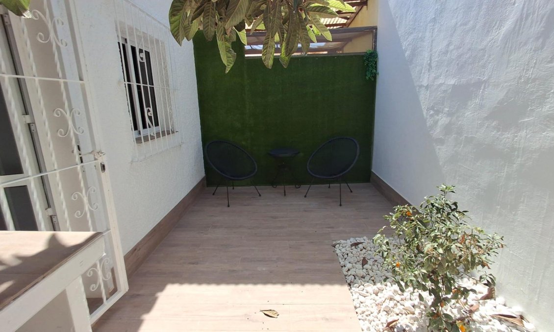 Resale - Townhouse -
Orihuela Costa - Playa Flamenca