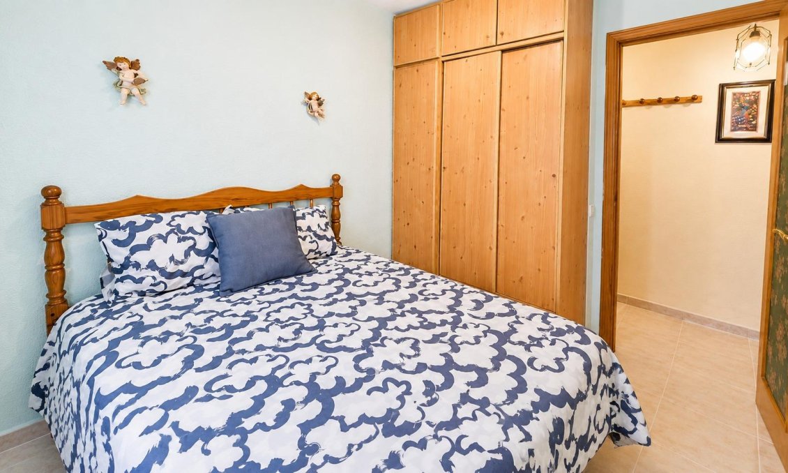 Resale - Apartment -
Torrevieja - Habaneras