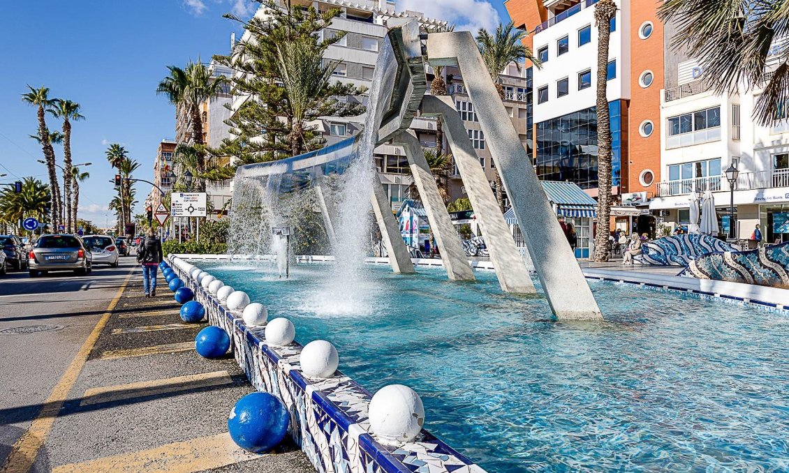 Resale - Apartment -
Torrevieja - Habaneras
