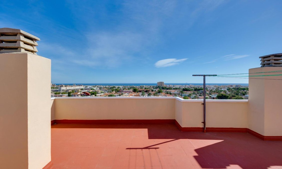 Használt Ingatlanok - Apartman -
Torrevieja - Nueva Torrevieja