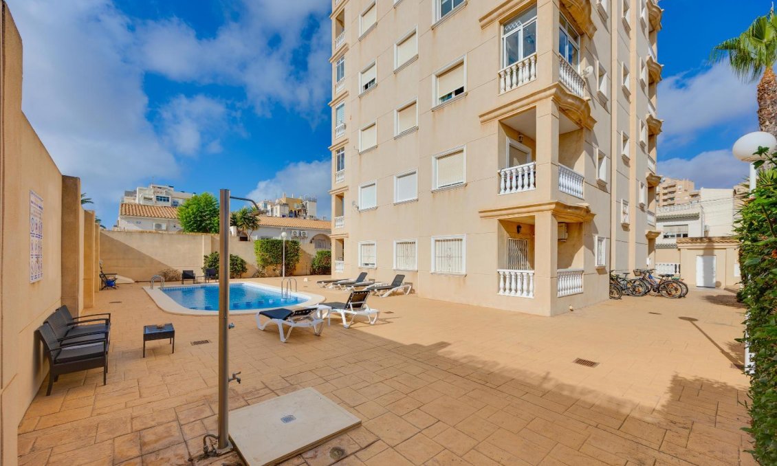 Használt Ingatlanok - Apartman -
Torrevieja - Nueva Torrevieja