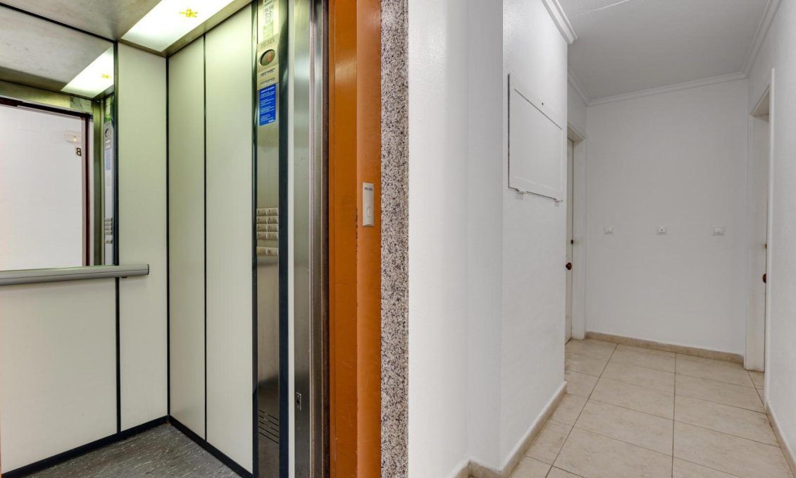 Használt Ingatlanok - Apartman -
Torrevieja - Nueva Torrevieja