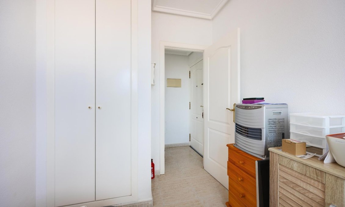 Használt Ingatlanok - Apartman -
Torrevieja - Nueva Torrevieja