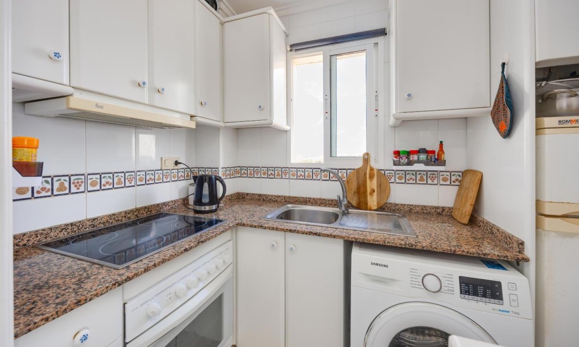Használt Ingatlanok - Apartman -
Torrevieja - Nueva Torrevieja
