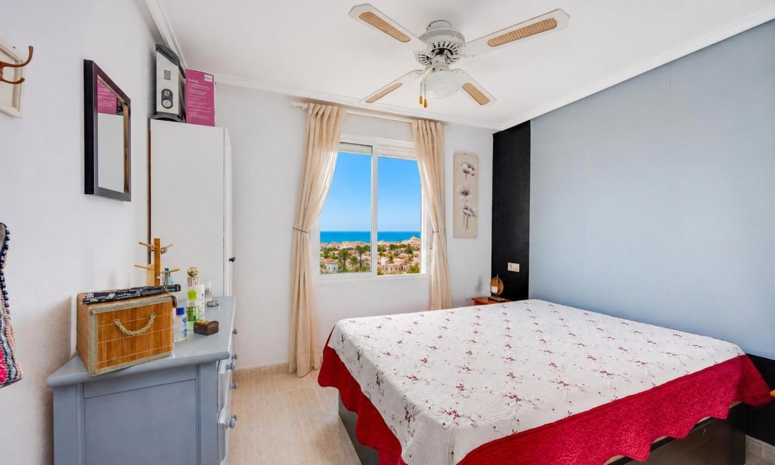 Használt Ingatlanok - Apartman -
Torrevieja - Nueva Torrevieja