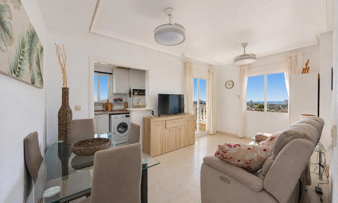 Használt Ingatlanok - Apartman -
Torrevieja - Nueva Torrevieja