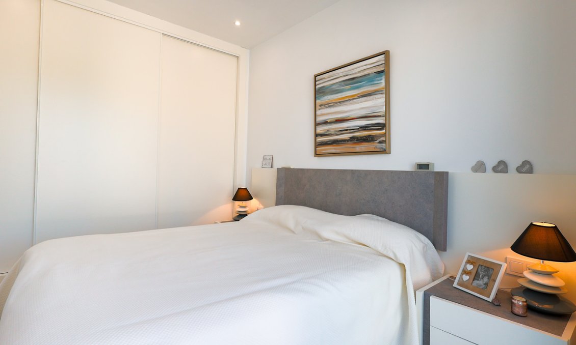 Resale - Villa / Semi semi-detached -
Dolores - Costa Blanca