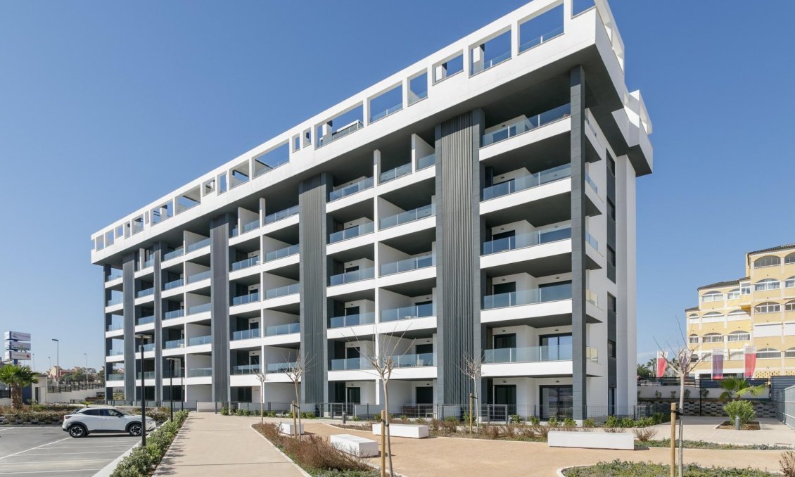 Neue Gebäude - Penthouse -
Torrevieja - Torreblanca