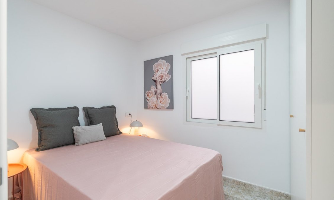 Használt Ingatlanok - Apartman -
Torrevieja - Costa Blanca