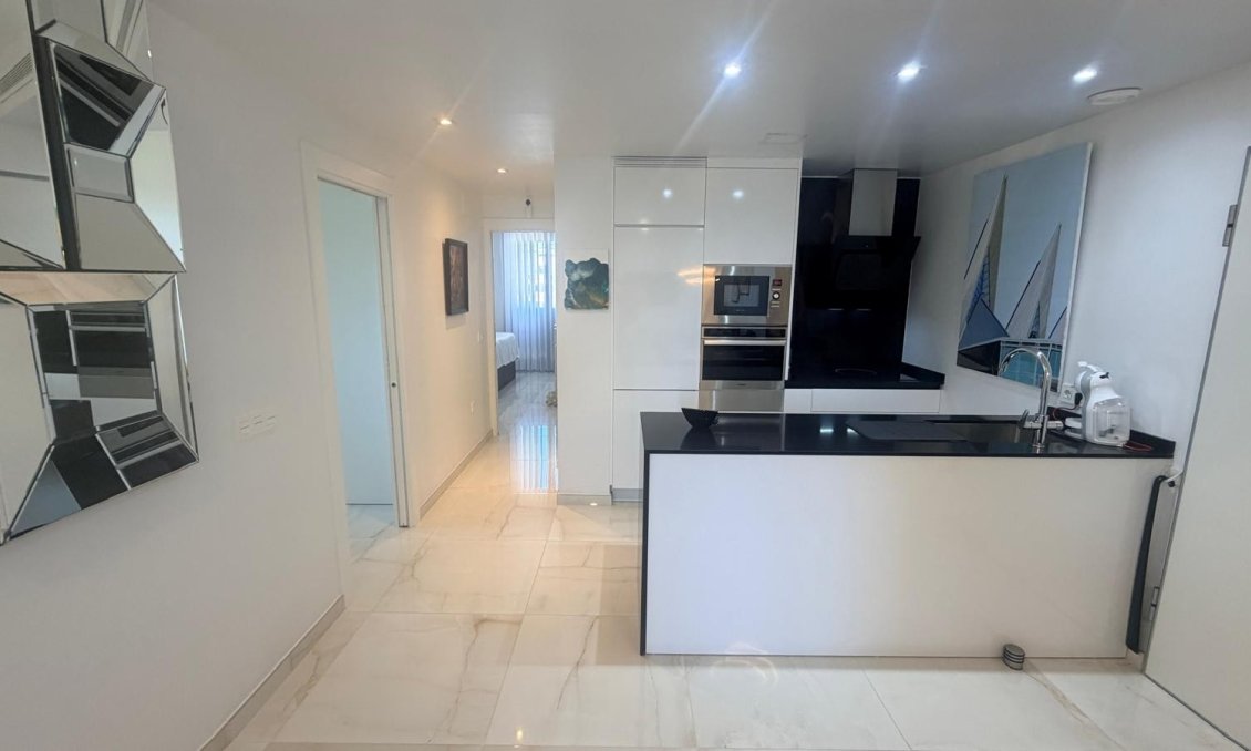 Resale - Apartment -
Los Altos - Costa Blanca
