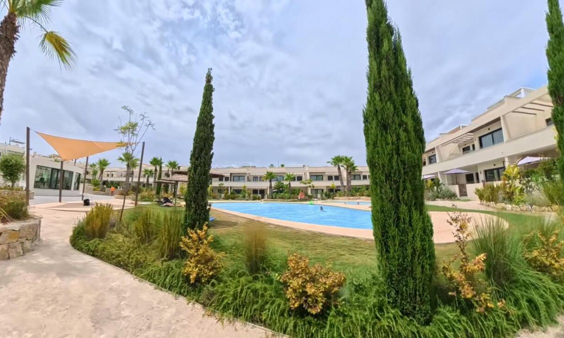 Használt Ingatlanok - Tetőtéri lakás -
Torrevieja