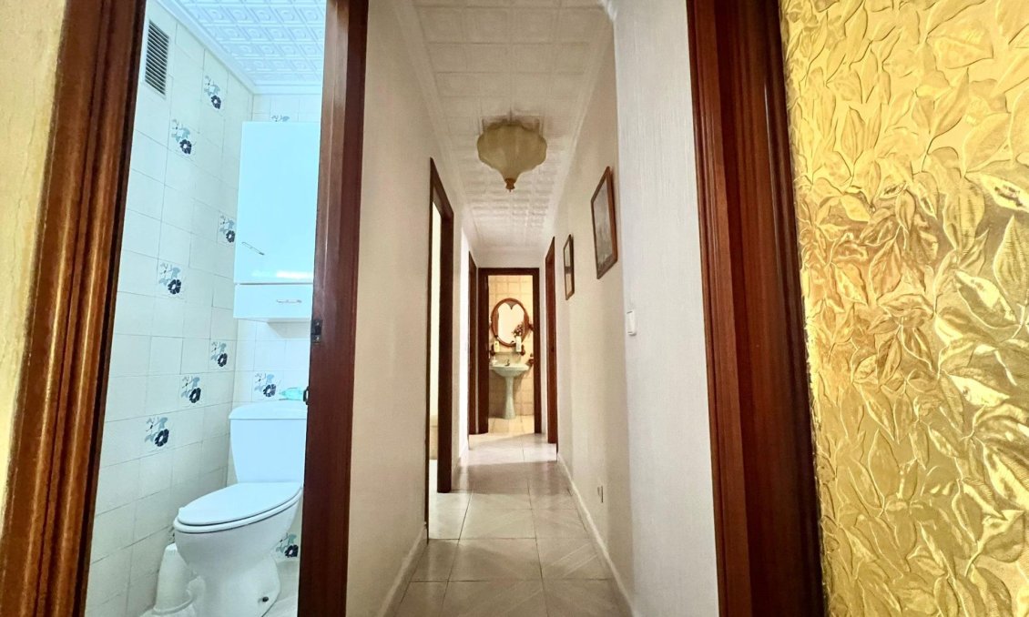 Resale - Apartment -
Torrevieja - Acequion