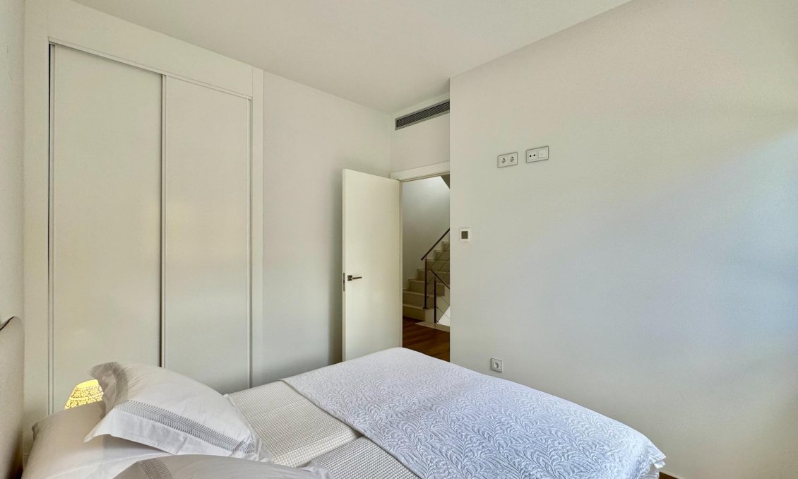 Resale - Villa -
San Miguel de Salinas - Bellavista