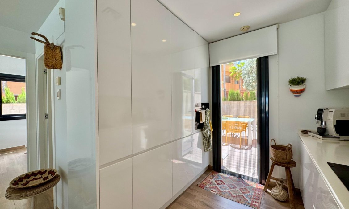 Resale - Villa -
San Miguel de Salinas - Bellavista